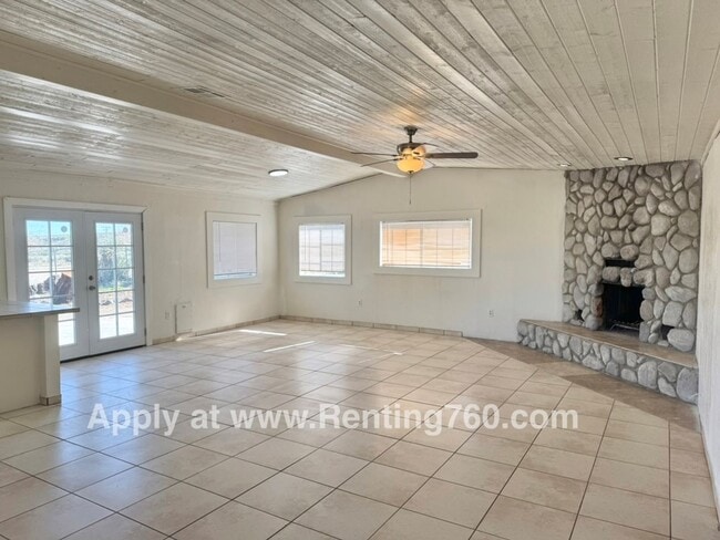 Photo - 57212 Chipmunk Trail Unidad A - 57212 Chipmunk Trail