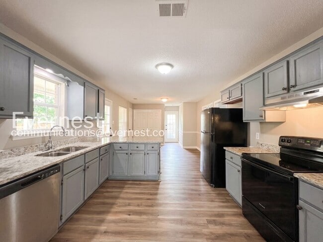 Photo - 3985 Fernway Dr