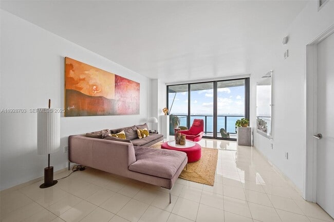 Photo - 460 NE 28th St Unidad 3904