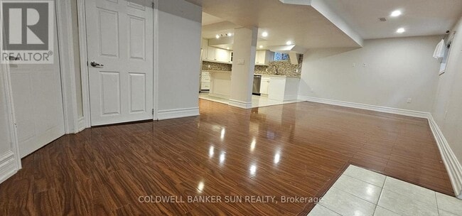 Photo - 44 Skywood Dr
