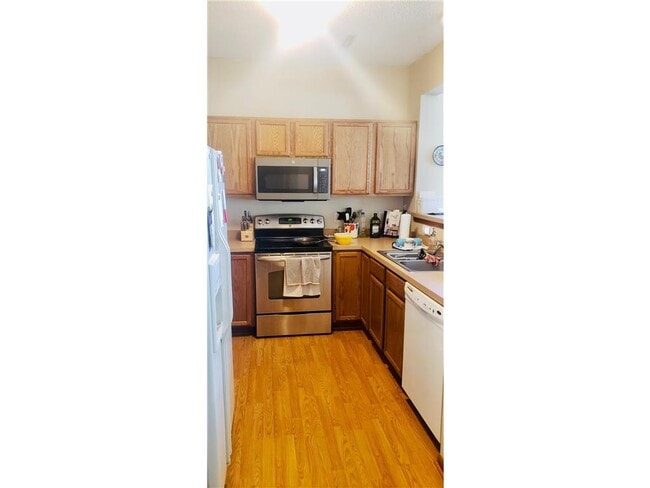 Photo - 681 Cobblestone Way