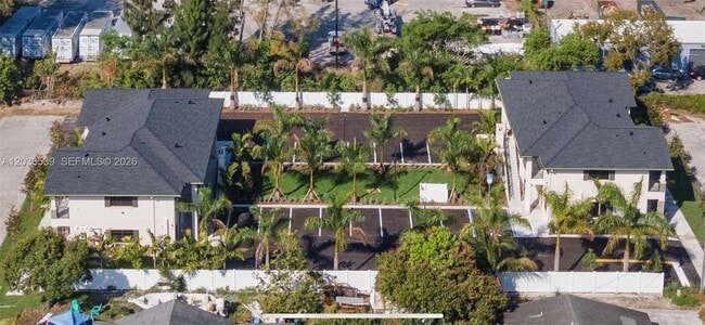 Photo - 5745 SW 44th Ct Unit 202