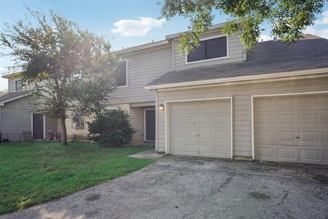 Building Photo - 12306 Abney Dr