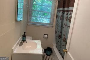 Photo - 198 Collins Dr