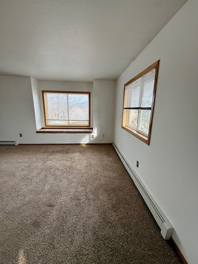 Photo - 2 Bedrooms 1 Bathroom - 4 Plex - Belgrade