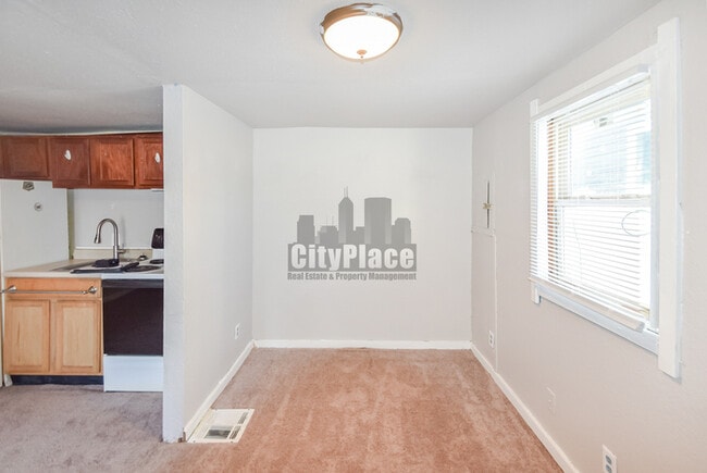 Photo - 318 Parkway Ave