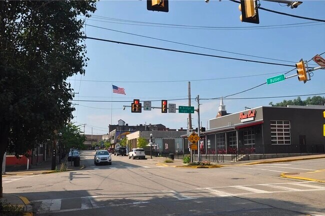 Photo - 405 Butler St Unit 3rd Floor