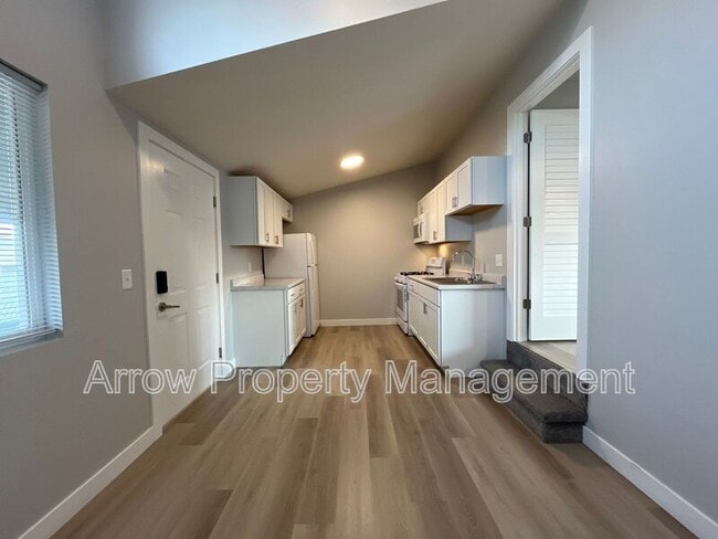 Photo - 877 N 26th St Unit 309