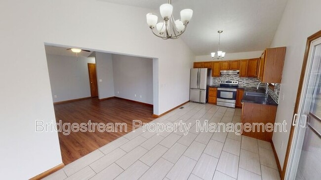 1632 Tamworth Cir