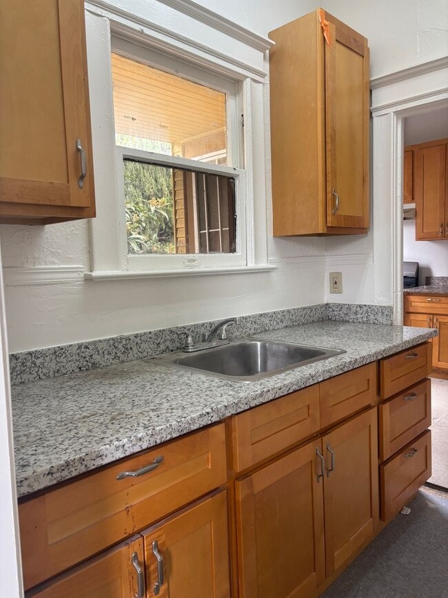 Building Photo - 54-1308 Unit B