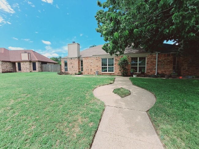 Photo - Westover 926-928 Unit 926