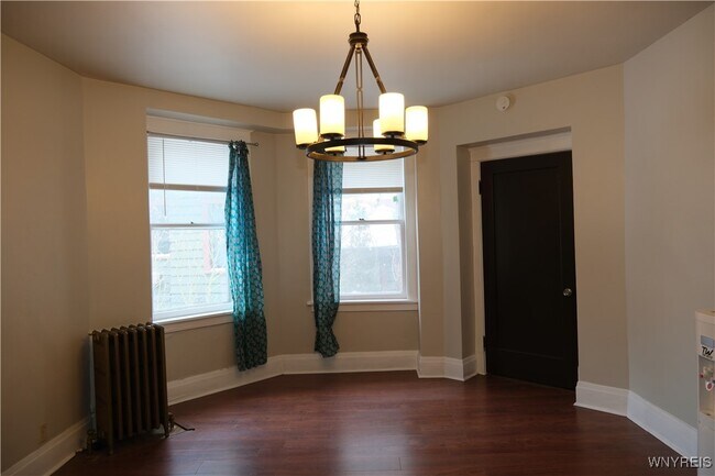 Photo - 233 Pennsylvania St