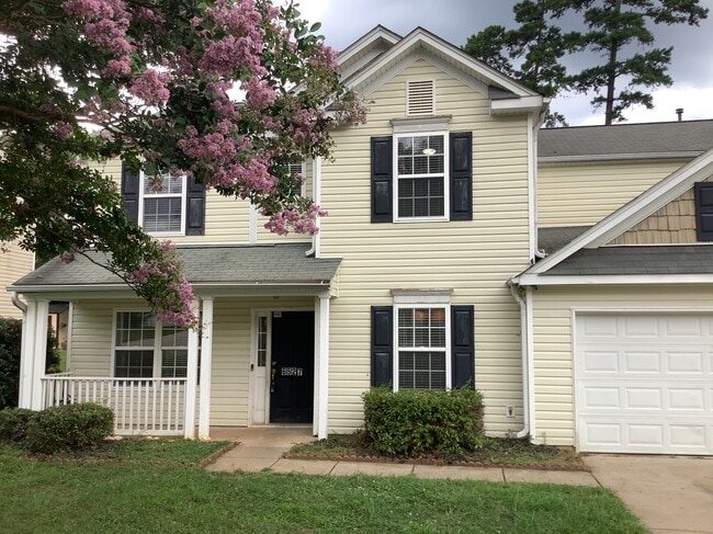 Building Photo - 6527 Forest Cross Dr Rental