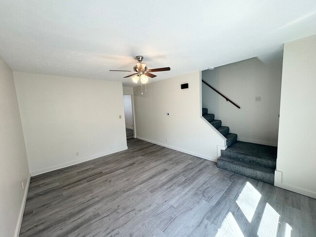 1504 Ensign Dr Unidad 1