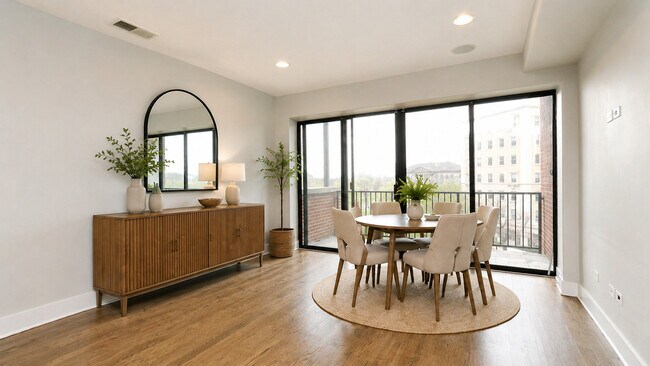 Photo - 1926 N Lincoln Park W Unit 4A