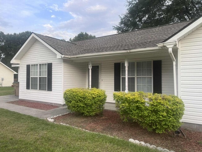 Building Photo - 149 High Point Dr Rental