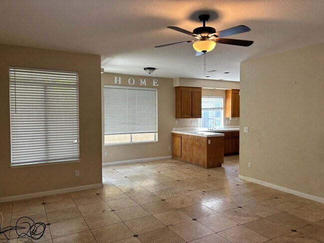 Photo - FABULOUS 4 BEDROOM MEDITERRANEAN RENTAL!