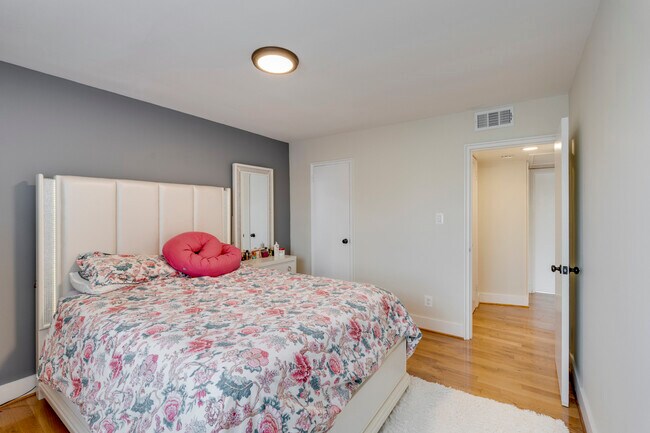 Photo - 6192 Greenwood Dr Unidad 102