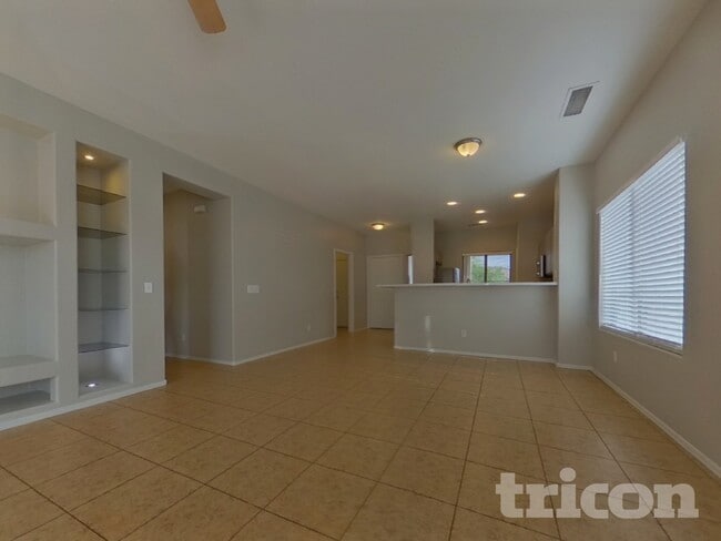 Photo - 83 5th Ave W