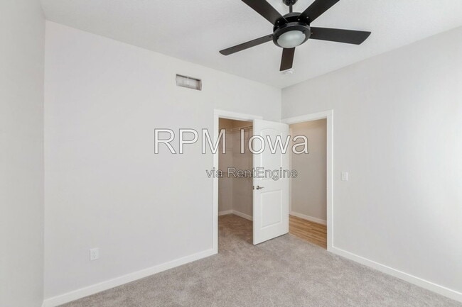 Photo - 6810 Bright St