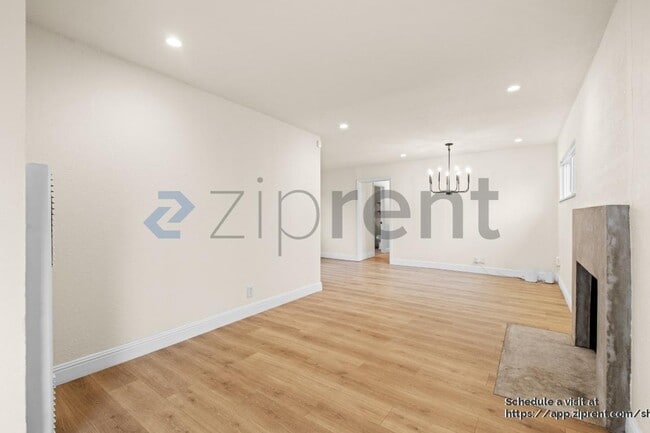 Photo - 121 S 37th St