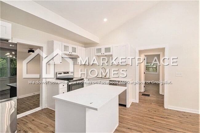 Photo - 2200 Irwin Bridge Rd NW