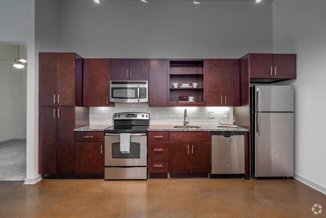1BR, 1BR - Halcyon I - 705SF - Kitchen