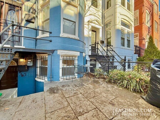 Photo - 55 Quincy Pl NW Unit #B