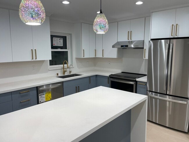 Photo - 1279 Las Palmas Dr