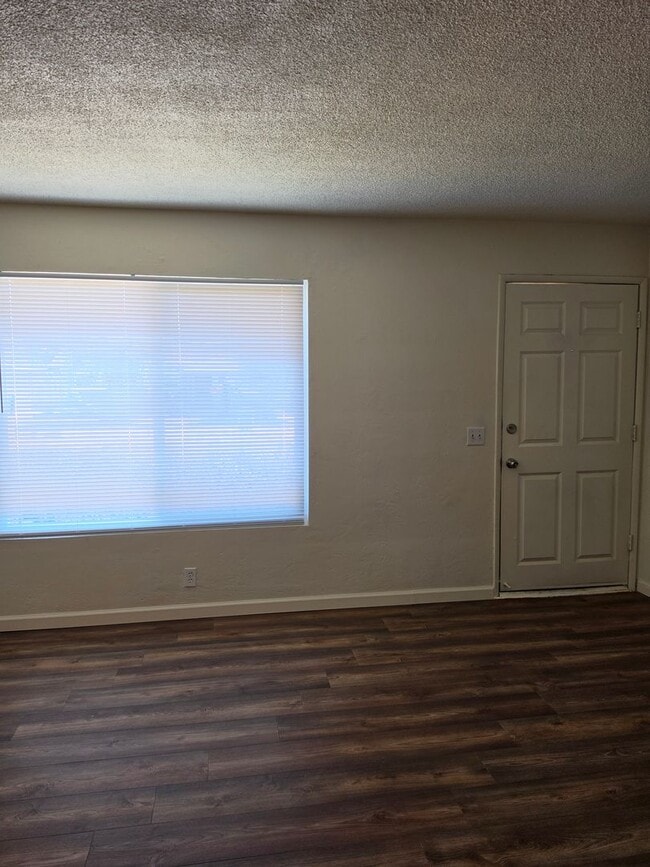 Photo - 41441 David Rd
