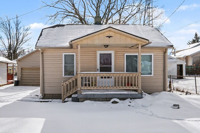 Photo - CARMAN SCHOOLS -Near Baker College