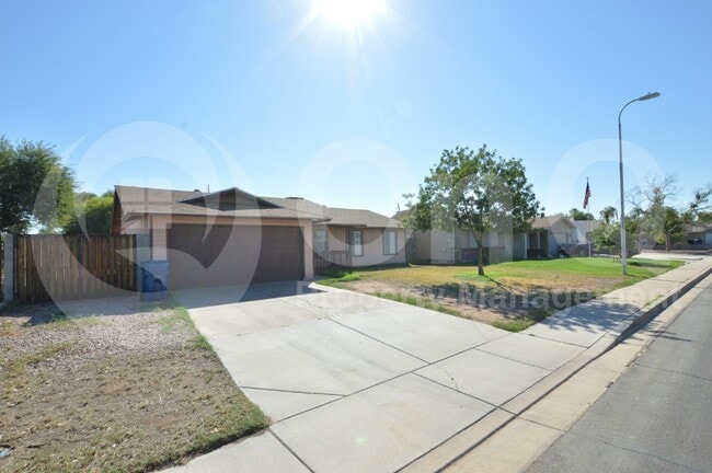 Photo - 1807 N Cheri Lynn Dr