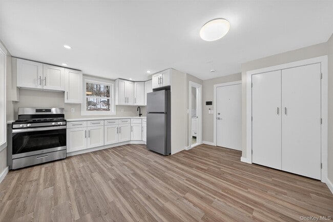 Photo - 303 Main St Unit 2L