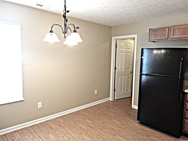 Photo - 18 Lasalle Ct