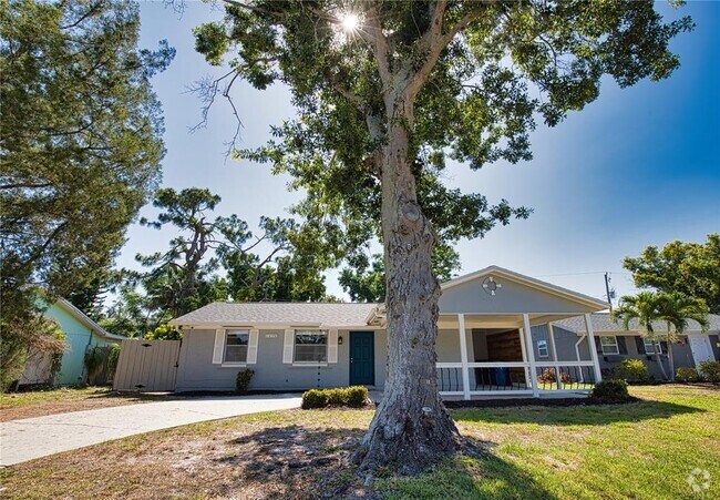 Building Photo - 1056 Venetian Pkwy Rental