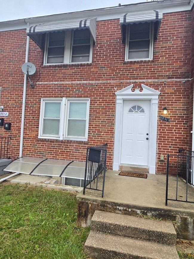 Photo - Beautiful 4 Bedroom 2 Bathroom East Baltim...