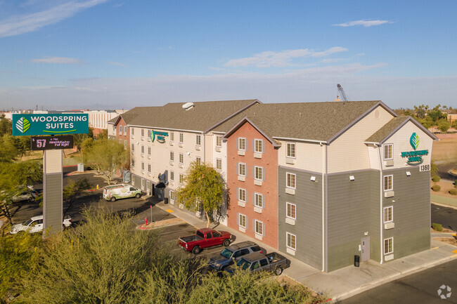 Building Photo - Furnished Studio Rental