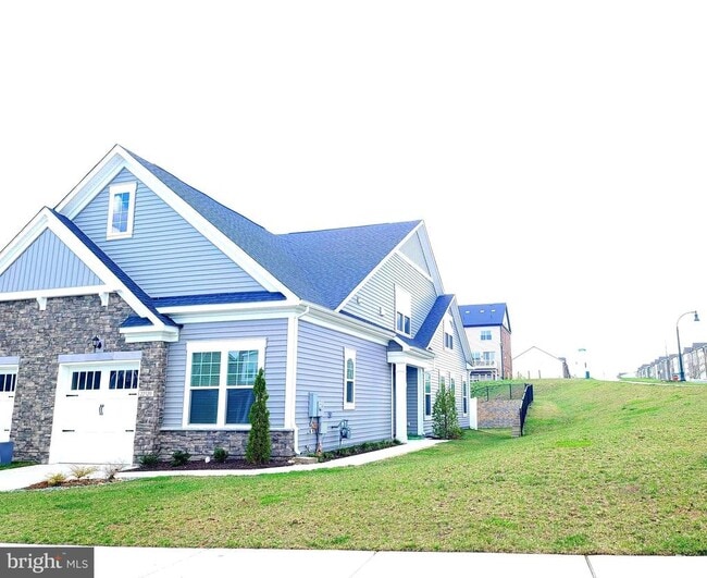 Photo - 22320 Plover St