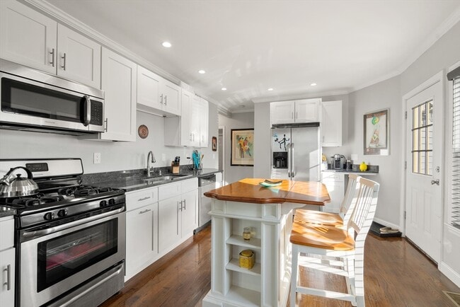 Photo - 32 E Chestnut St Unit 32