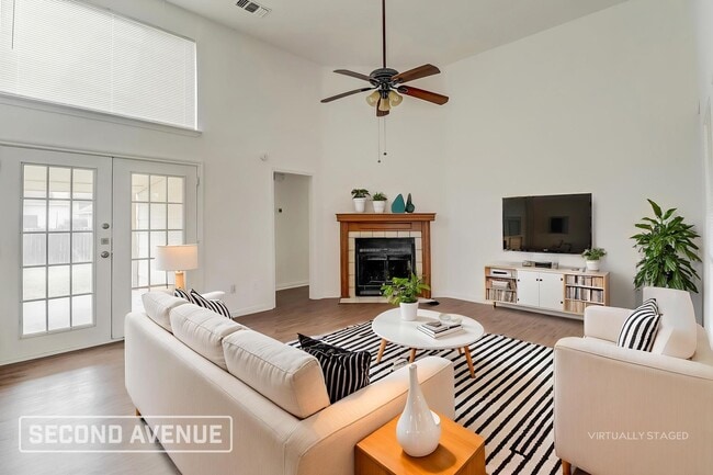 Photo - 8802 Briarwood Dr