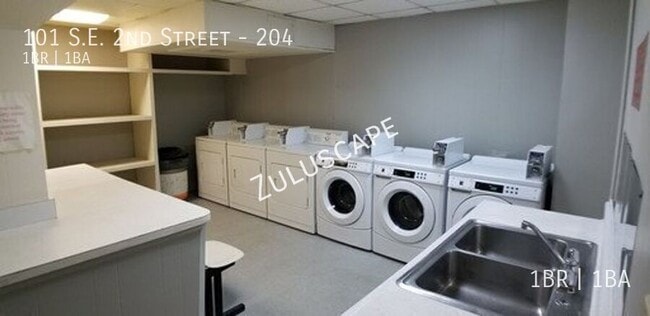 Photo - 101 SE 2nd St Unit 204