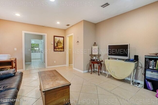 Photo - Very cute 2/1 home available for rent