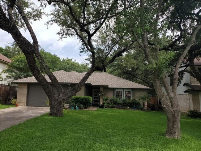 Building Photo - 1809 Dayflower Trce