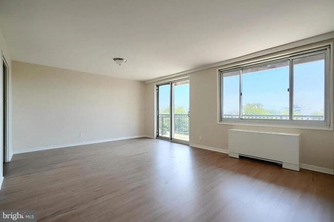 Photo - 1900 Lyttonsville Rd Unit 1212