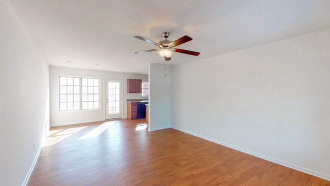 Photo - 812 S Old Sevierville Pike