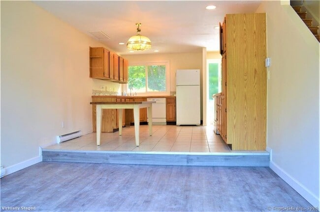 Building Photo - 12 Anton Rd Unit APT A