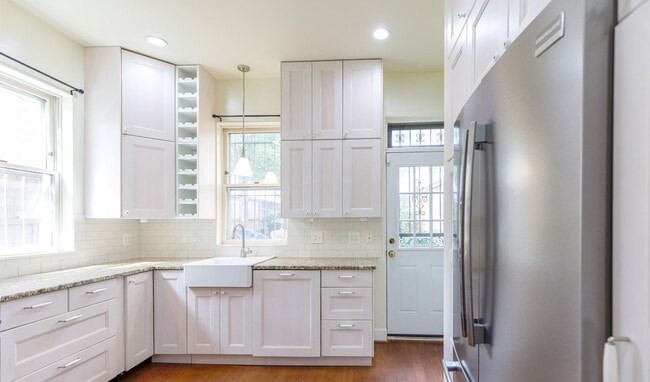 Photo - Classic Capitol End-Unit Hill Rowhome