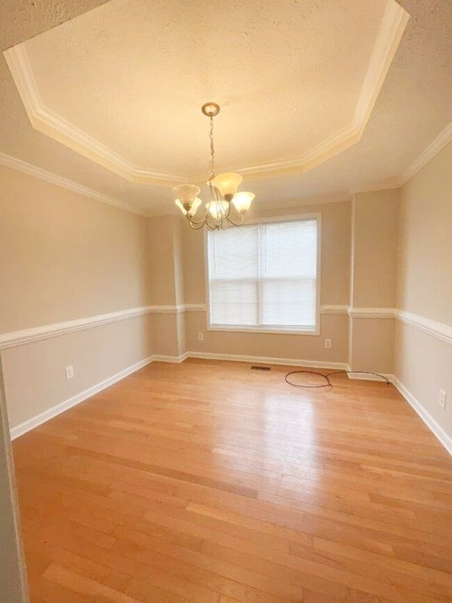 Photo - 118 Lattimore Rd