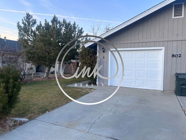 Duplex for rent in the Gardnerville Ranchos - Duplex for rent in the Gardnerville Ranchos House