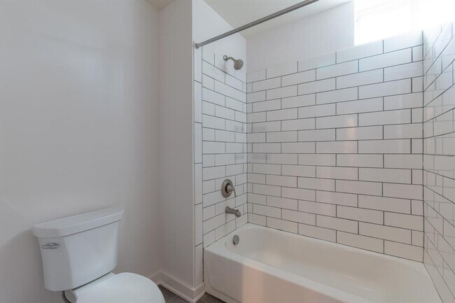 Photo - 6700 Menchaca Rd Unidad 20